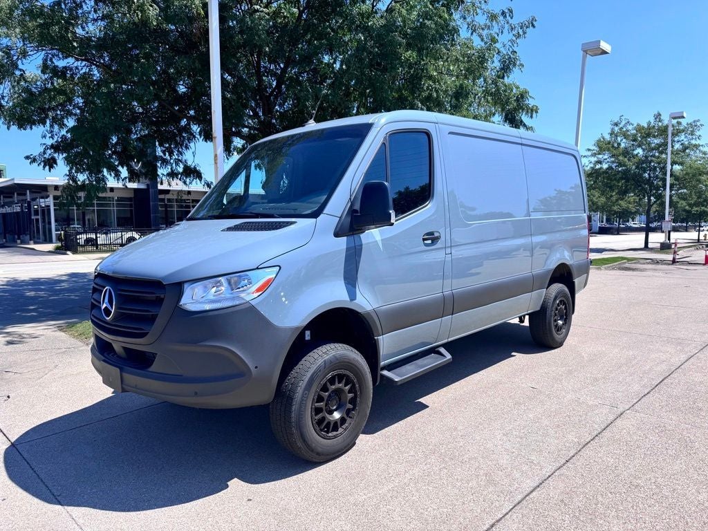 2025 Mercedes-Benz Sprinter Cargo Van Base