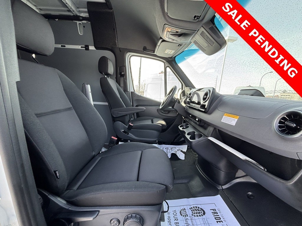 2025 Mercedes-Benz Sprinter 2500 Cargo 144 WB 4MATIC®