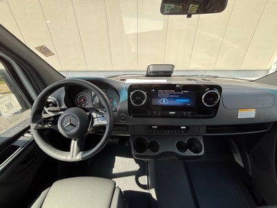 2025 Mercedes-Benz Sprinter 2500 Passenger 144 WB