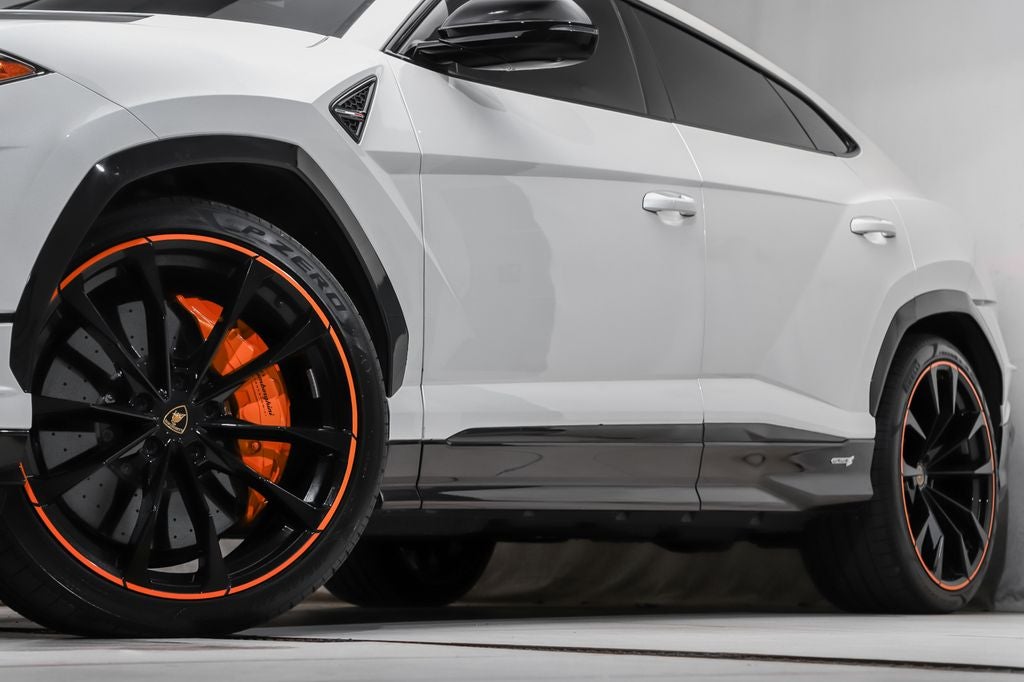 2023 Lamborghini Urus S