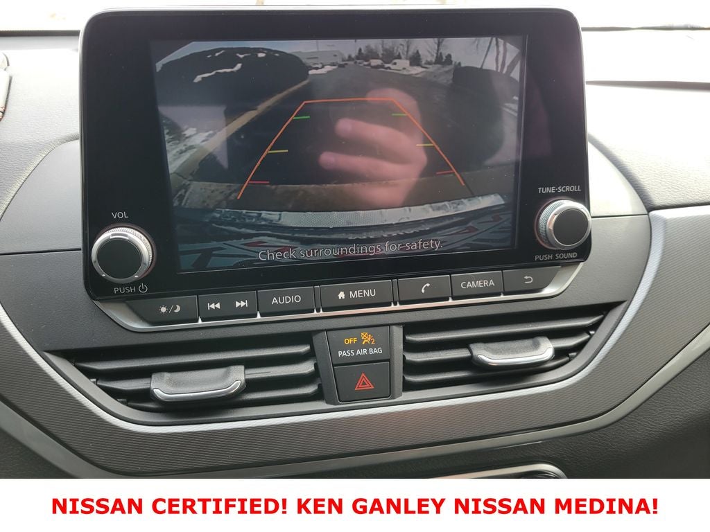 2023 Nissan Altima SR