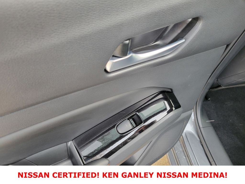 2023 Nissan Altima SR