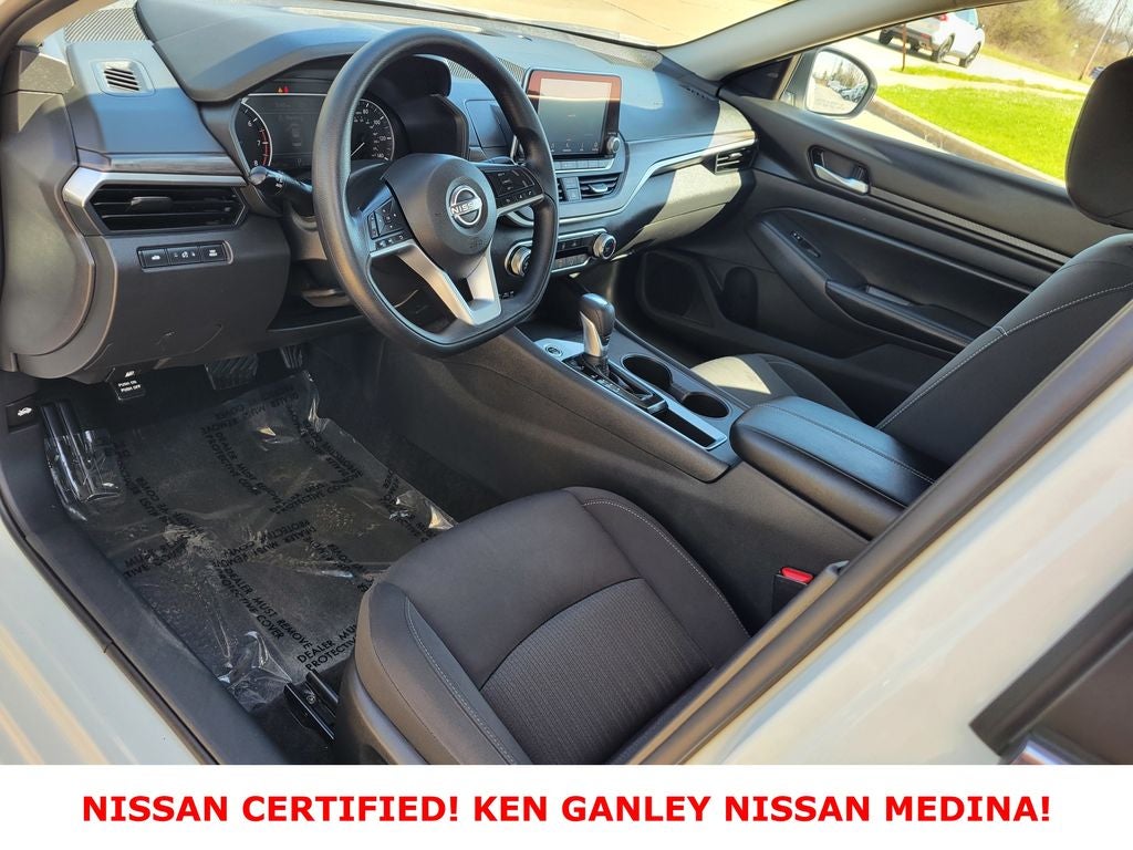 2025 Nissan Altima SV