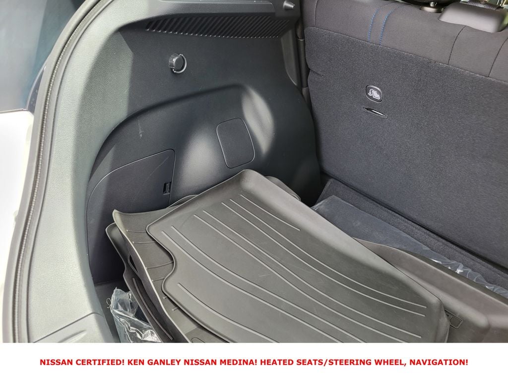 2024 Nissan Leaf SV Plus