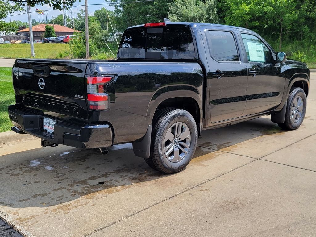 2026 Nissan Frontier Crew Cab SV