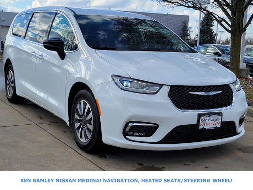 2024 Chrysler Pacifica Hybrid Select