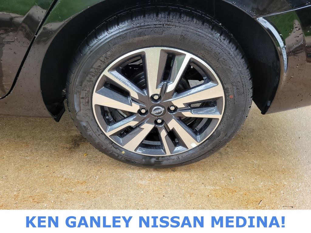 2024 Nissan Versa 1.6 SV