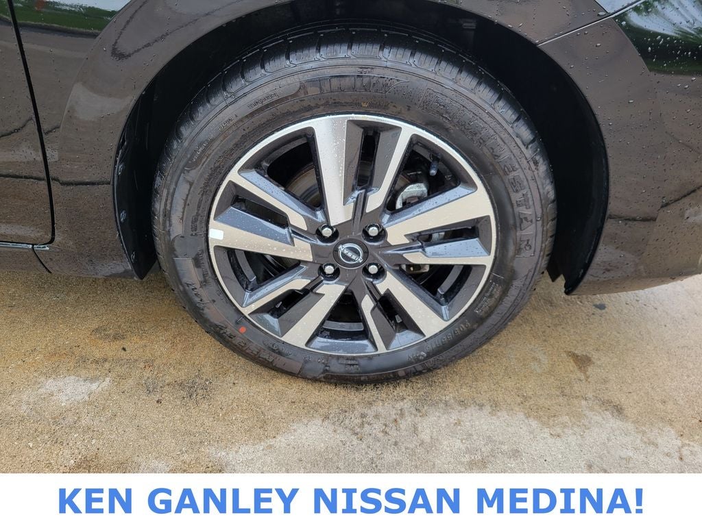 2024 Nissan Versa 1.6 SV