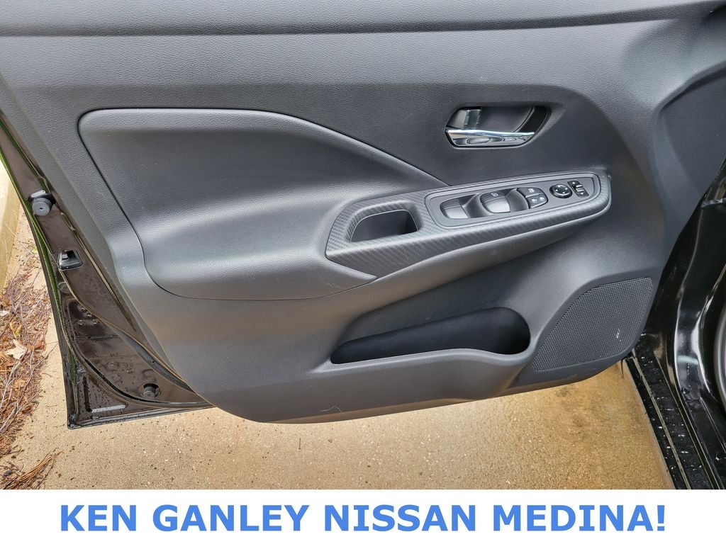 2024 Nissan Versa 1.6 SV