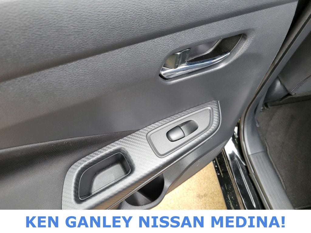 2024 Nissan Versa 1.6 SV
