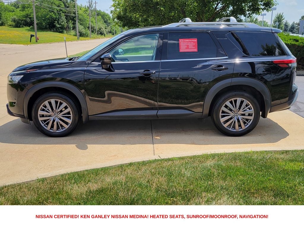 2023 Nissan Pathfinder SL