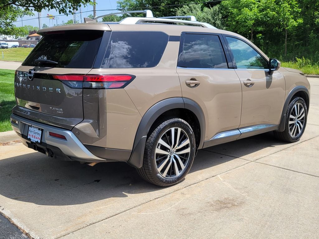 2024 Nissan Pathfinder Platinum