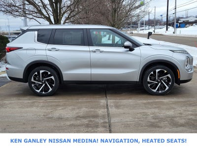 2024 Mitsubishi Outlander SE