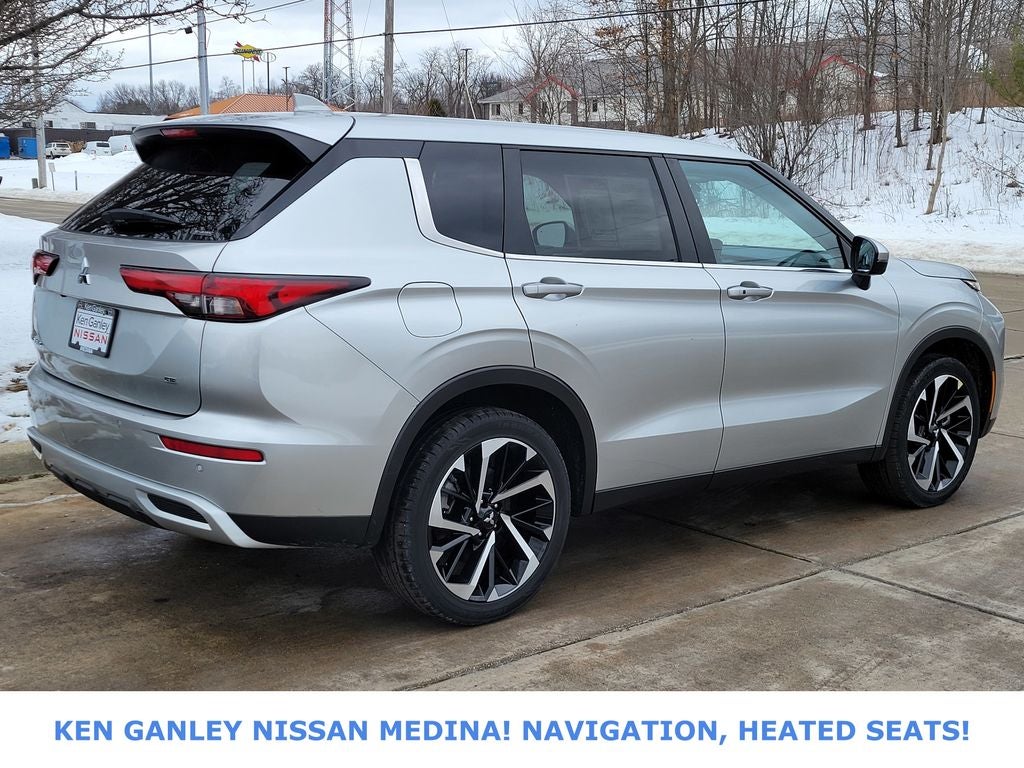 2024 Mitsubishi Outlander SE
