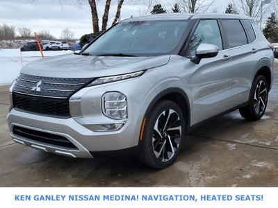 2024 Mitsubishi Outlander SE