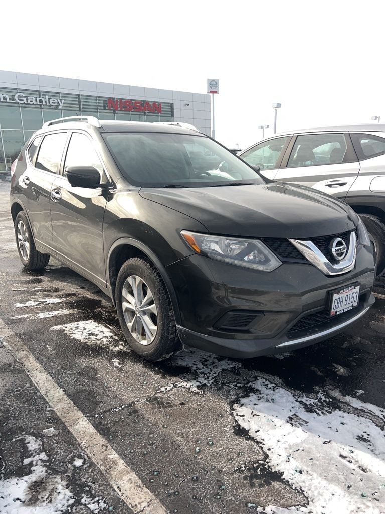 2016 Nissan Rogue SV
