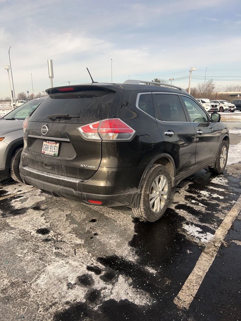 2016 Nissan Rogue SV