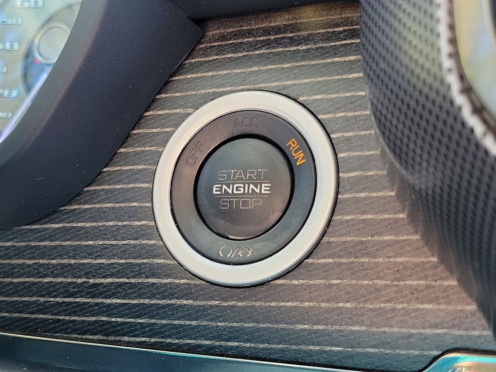 2021 RAM 1500 Limited W/ PANO ROOF