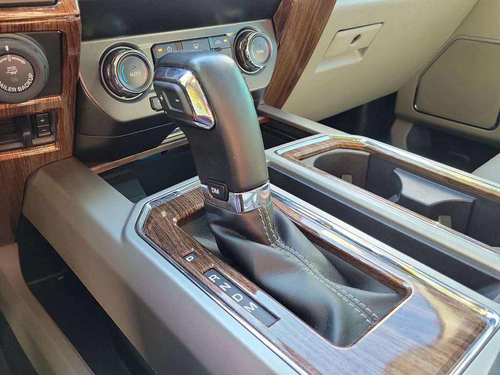 2019 Ford F-150 Lariat 4X4 W/PANO ROOF