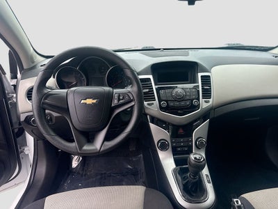 2015 Chevrolet Cruze LS 6 SPEED MANUAL