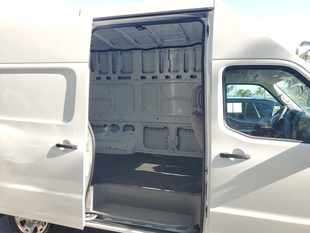 2021 Nissan NV2500 HD SV V8 High Roof