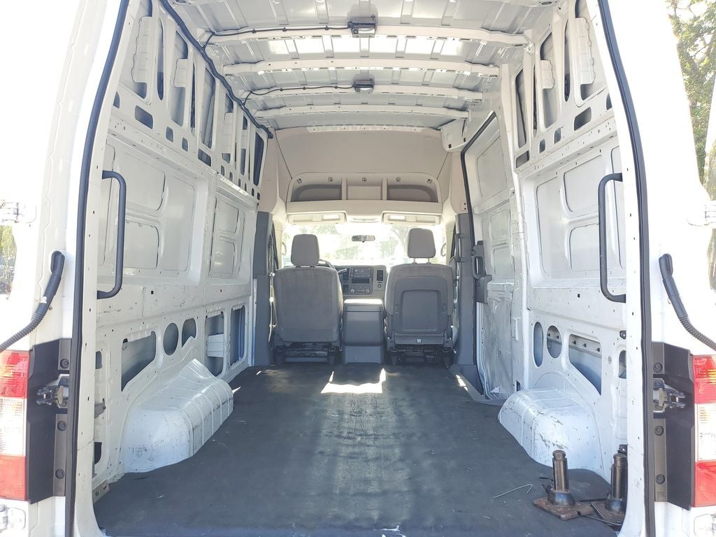 2021 Nissan NV2500 HD SV V8 High Roof