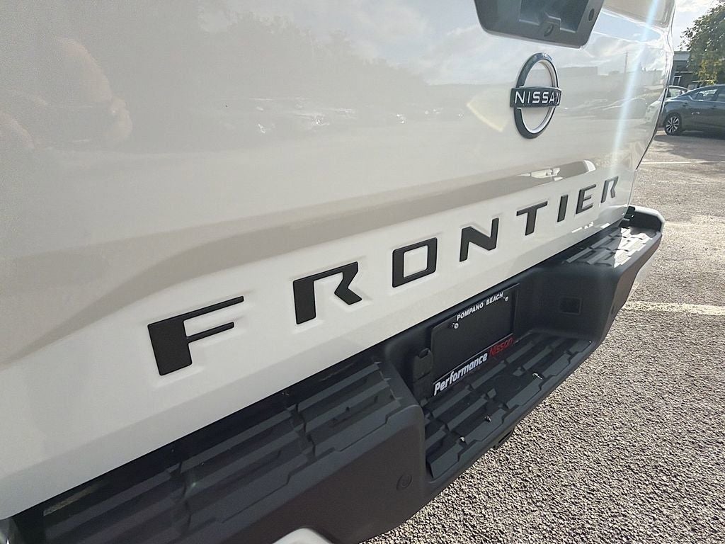 2026 Nissan Frontier SV