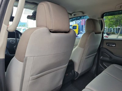 2022 Nissan Frontier SV Convenience