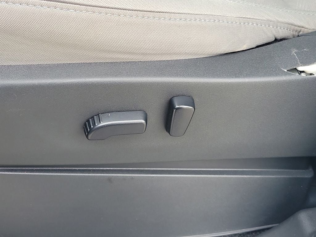 2022 Nissan Frontier SV Convenience