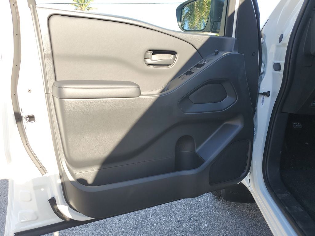 2026 Nissan Frontier SV Convenience