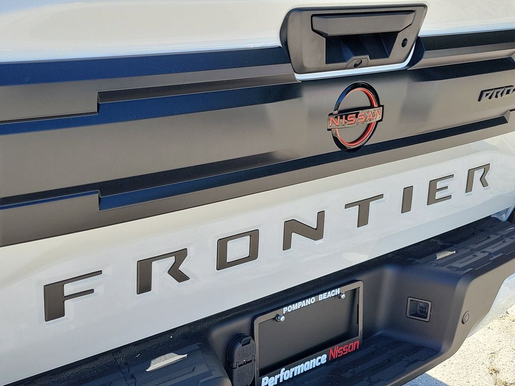 2026 Nissan Frontier PRO-4X CONVENIENCE