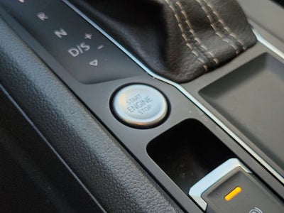 2021 Volkswagen Atlas 3.6L V6 SE w/Technology R-Line