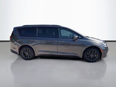 2021 Chrysler Pacifica Touring