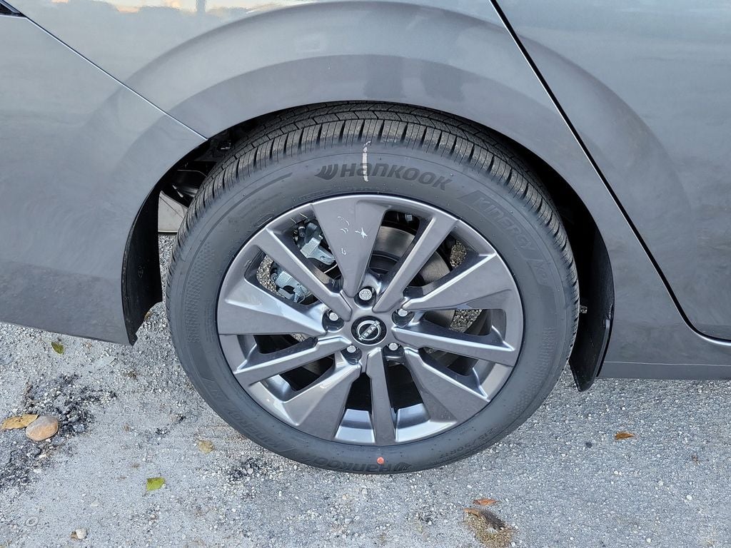 2026 Nissan Sentra SL