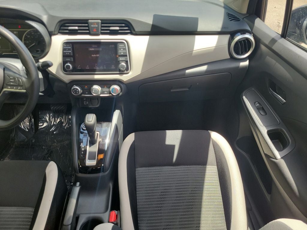 2022 Nissan Versa 1.6 SV
