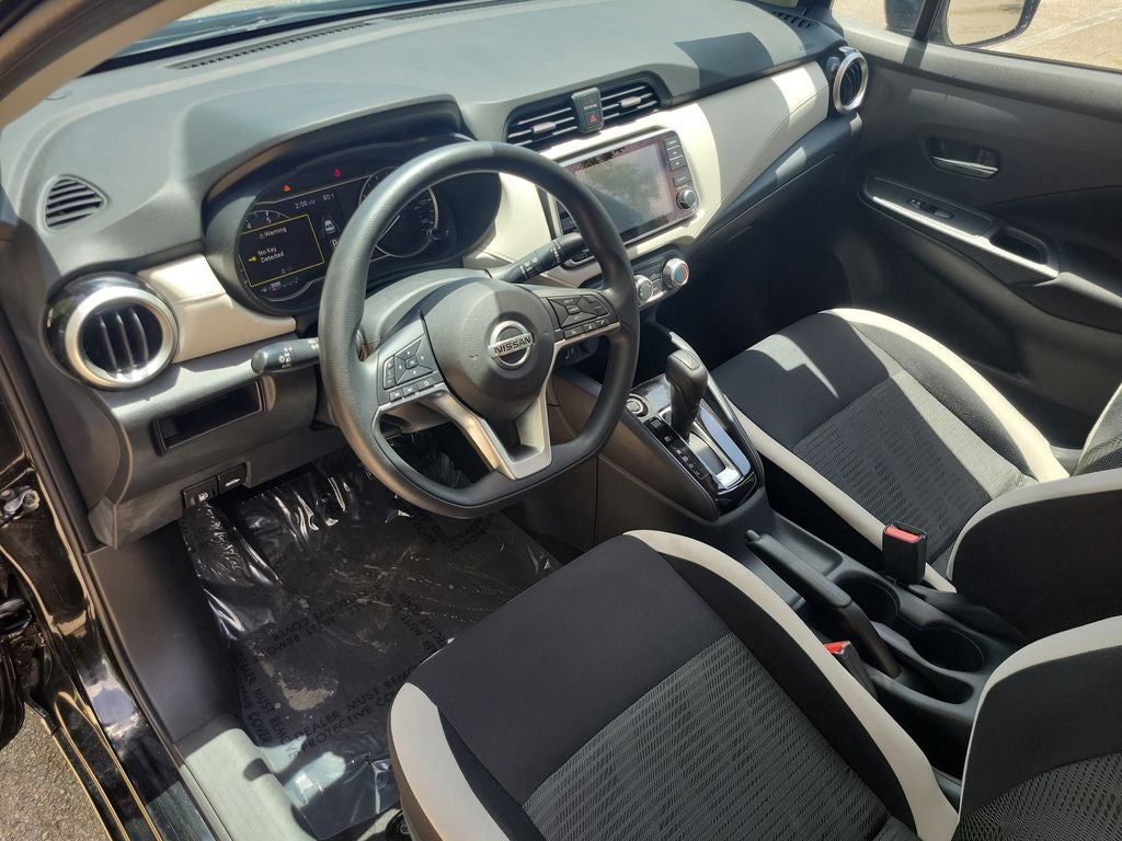 2022 Nissan Versa 1.6 SV
