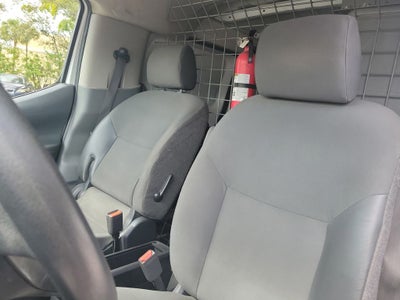 2019 Nissan NV200 S