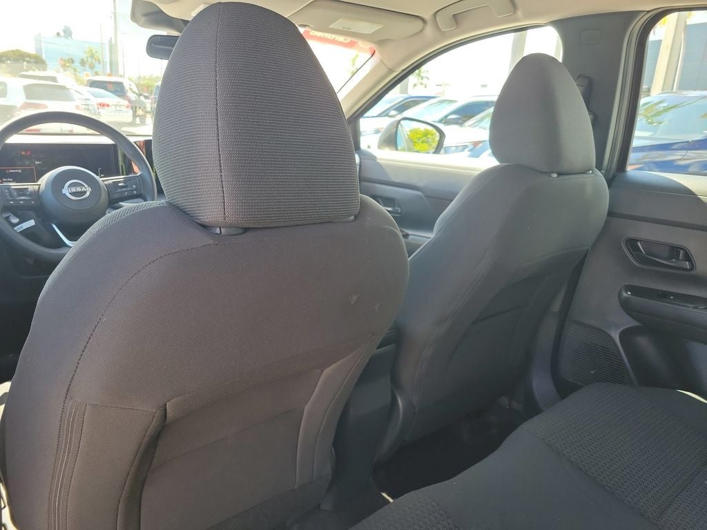 2025 Nissan Kicks S