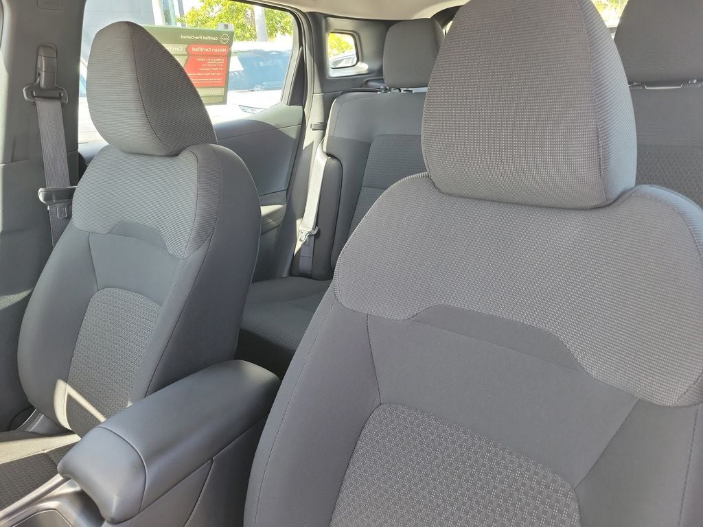2025 Nissan Kicks S