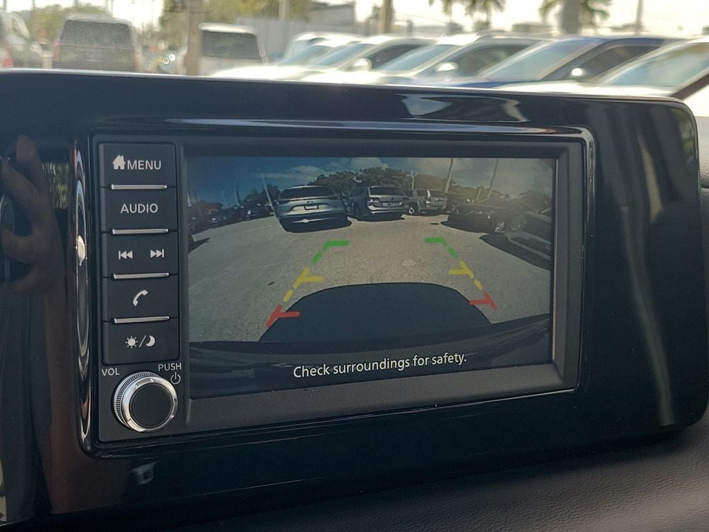 2025 Nissan Kicks S