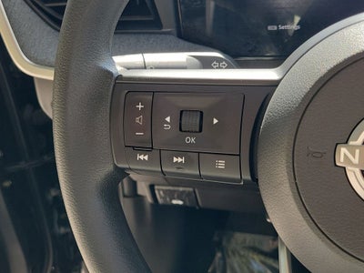 2025 Nissan Kicks SV W/PREMIUM PACKAGE