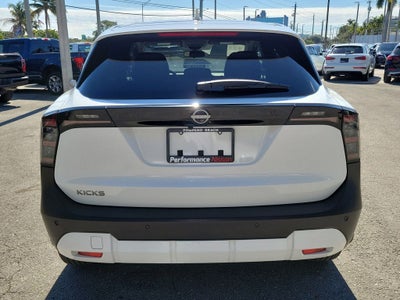 2025 Nissan Kicks SV
