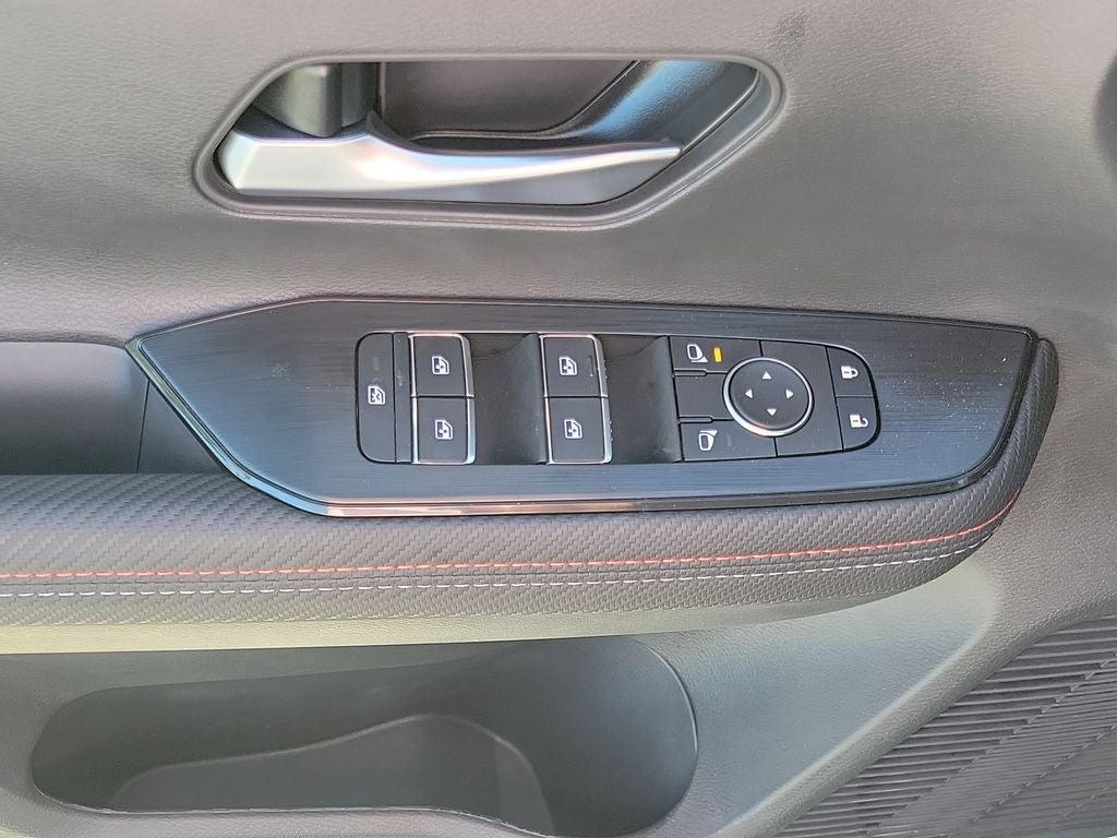 2026 Nissan Kicks SR 19" Wheels