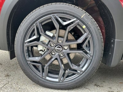 2026 Nissan Kicks SR 19" Wheels