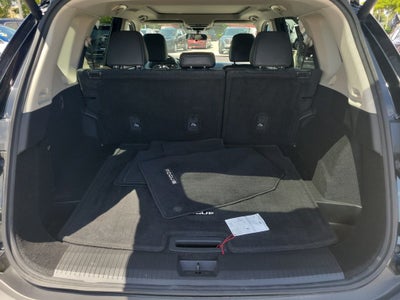 2022 Nissan Rogue SV w/Premium Package