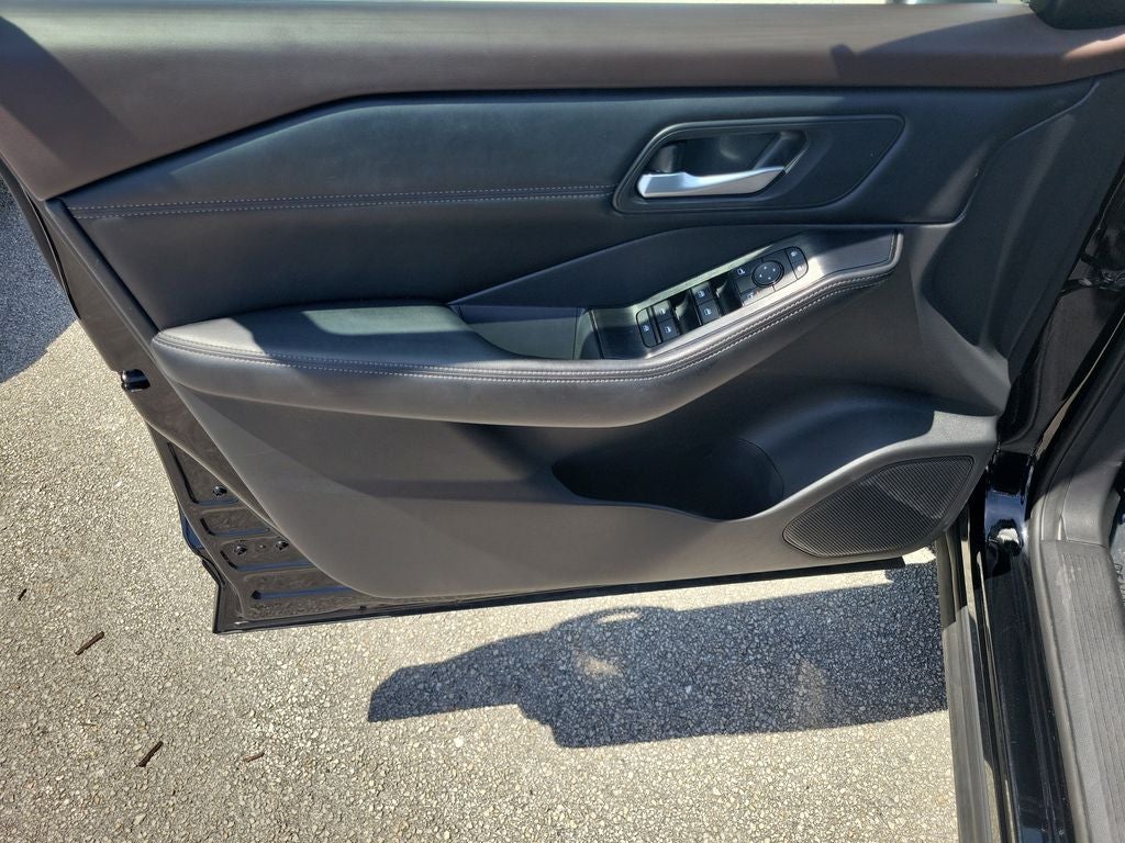 2022 Nissan Rogue SV w/Premium Package