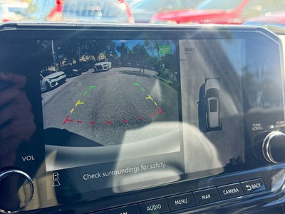 2022 Nissan Pathfinder SL 4WD W/ PREMIUM PKG