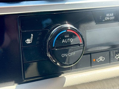 2022 Nissan Pathfinder SL 4WD W/ PREMIUM PKG