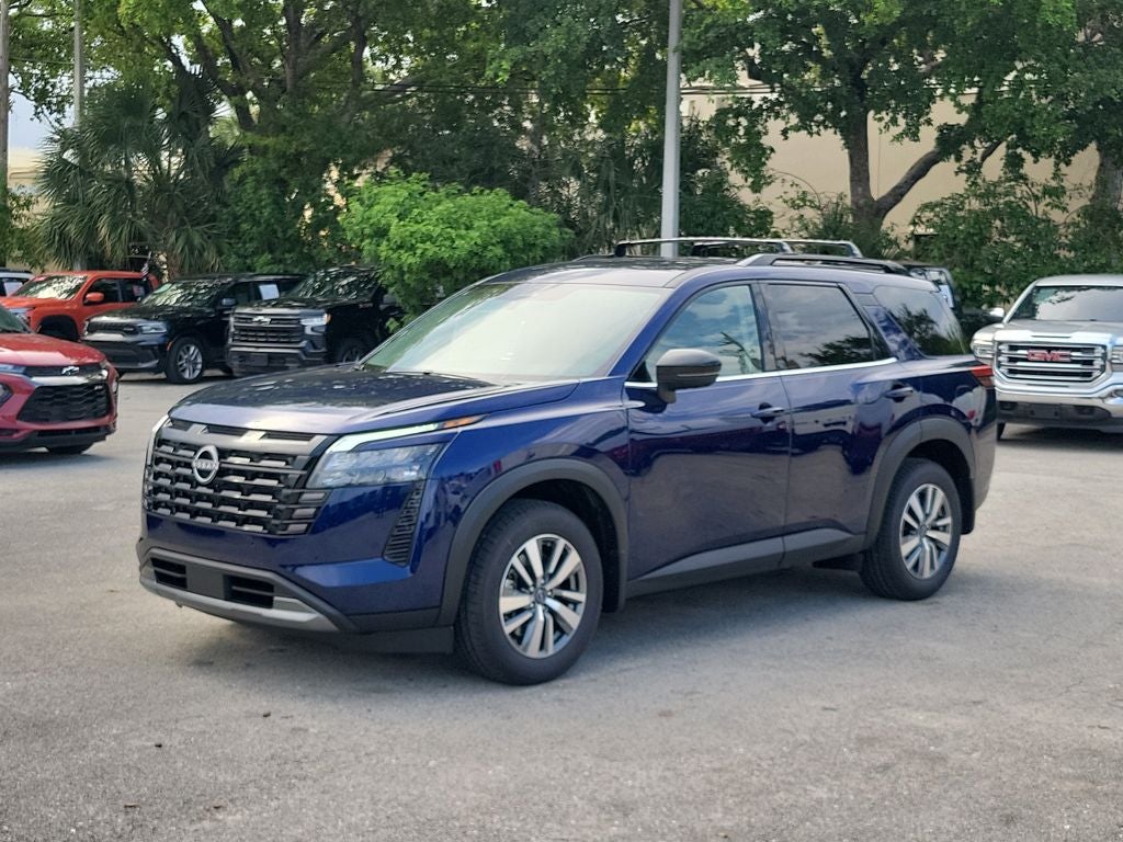 2026 Nissan Pathfinder SL