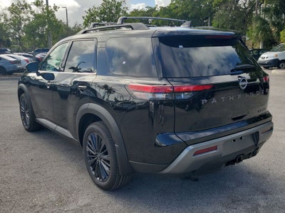 2026 Nissan Pathfinder SL Premium